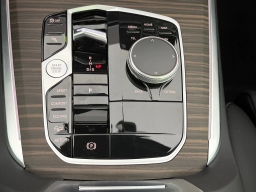 BMW X5 xDrive40i Sports Activity Vehicle 2026