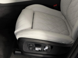 BMW X5 xDrive40i Sports Activity Vehicle 2026