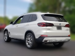 BMW X5 xDrive40i Sports Activity Vehicle 2026