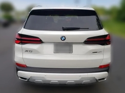 BMW X5 xDrive40i Sports Activity Vehicle 2026