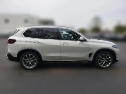 BMW X5 xDrive40i Sports Activity Vehicle 2026