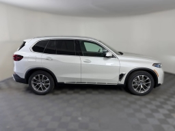 BMW X5 xDrive40i Sports Activity Vehicle 2026