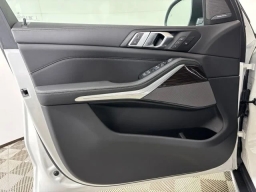 BMW X5 xDrive40i Sports Activity Vehicle 2026