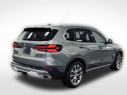 BMW X5 xDrive40i Sports Activity Vehicle 2026
