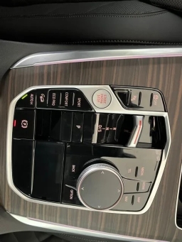 BMW X5 xDrive40i Sports Activity Vehicle 2026