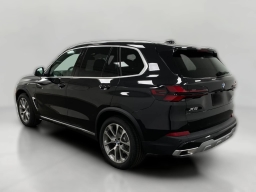 BMW X5 xDrive40i Sports Activity Vehicle 2026