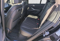 BMW X5 xDrive40i Sports Activity Vehicle 2026