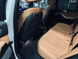 BMW X5 xDrive40i Sports Activity Vehicle 2026
