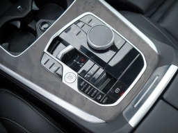 BMW X5 xDrive40i Sports Activity Vehicle 2026