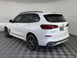 BMW X5 xDrive40i Sports Activity Vehicle 2026
