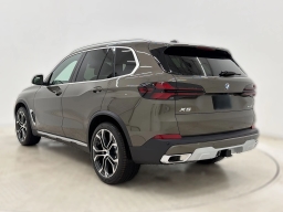 BMW X5 xDrive40i Sports Activity Vehicle 2026