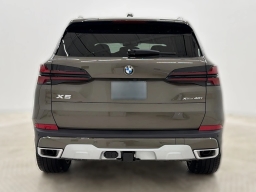 BMW X5 xDrive40i Sports Activity Vehicle 2026