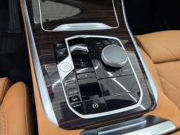 BMW X5 xDrive40i Sports Activity Vehicle 2026