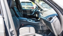 BMW X5 xDrive40i Sports Activity Vehicle 2026