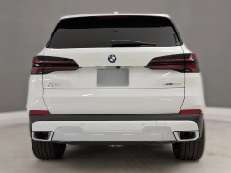 BMW X5 xDrive40i Sports Activity Vehicle 2026