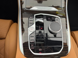 BMW X5 xDrive40i Sports Activity Vehicle 2026