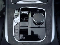 BMW X5 xDrive40i Sports Activity Vehicle 2026