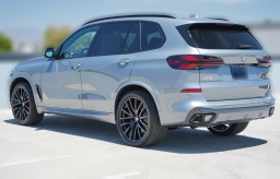 BMW X5 xDrive40i Sports Activity Vehicle 2026