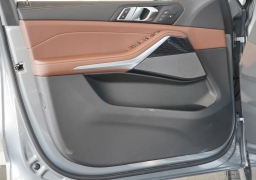 BMW X5 xDrive40i Sports Activity Vehicle 2026