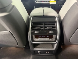 BMW X5 xDrive40i Sports Activity Vehicle 2026