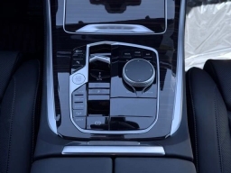 BMW X5 xDrive40i Sports Activity Vehicle 2026