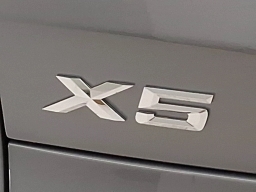 BMW X5 xDrive40i Sports Activity Vehicle 2026