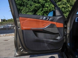 BMW X5 xDrive40i Sports Activity Vehicle 2026