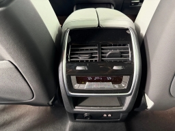 BMW X5 xDrive40i Sports Activity Vehicle 2026