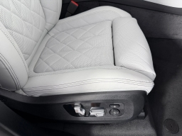 BMW X5 xDrive40i Sports Activity Vehicle 2026