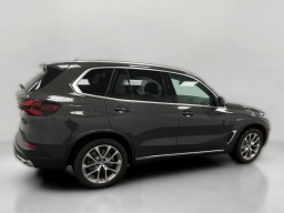 BMW X5 xDrive40i Sports Activity Vehicle 2026