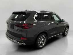 BMW X5 xDrive40i Sports Activity Vehicle 2026