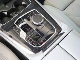 BMW X5 xDrive40i Sports Activity Vehicle 2026