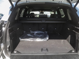 BMW X5 xDrive40i Sports Activity Vehicle 2026