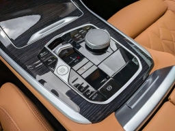 BMW X5 xDrive40i Sports Activity Vehicle 2026