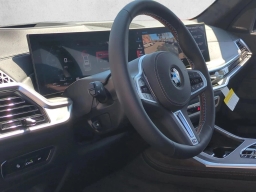 BMW X7 M60i Sports Activity Vehicle 2026