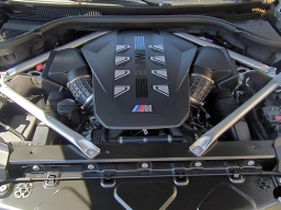 BMW X7 M60i Sports Activity Vehicle 2026