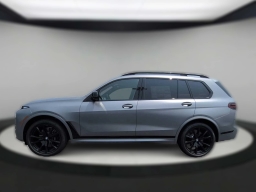 BMW X7 M60i Sports Activity Vehicle 2027