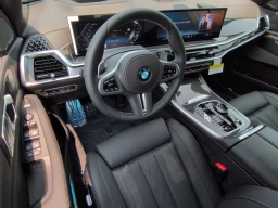 BMW X7 M60i Sports Activity Vehicle 2027