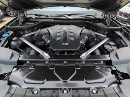 BMW X7 M60i Sports Activity Vehicle 2027