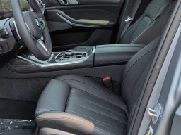 BMW X7 M60i Sports Activity Vehicle 2027