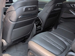 BMW X7 M60i Sports Activity Vehicle 2027