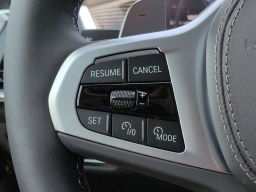 BMW X7 M60i Sports Activity Vehicle 2027