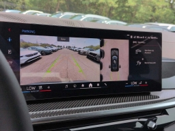 BMW X7 M60i Sports Activity Vehicle 2027