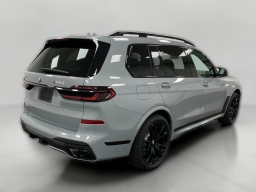 BMW X7 M60i Sports Activity Vehicle 2027