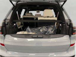 BMW X7 M60i Sports Activity Vehicle 2027