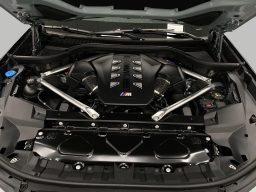 BMW X7 M60i Sports Activity Vehicle 2027