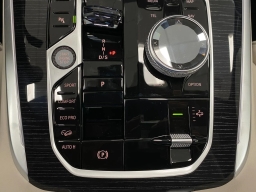 BMW X7 M60i Sports Activity Vehicle 2027
