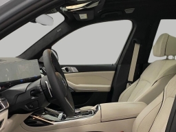 BMW X7 M60i Sports Activity Vehicle 2027