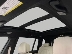 BMW X7 M60i Sports Activity Vehicle 2027
