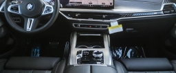BMW X7 M60i Sports Activity Vehicle 2026